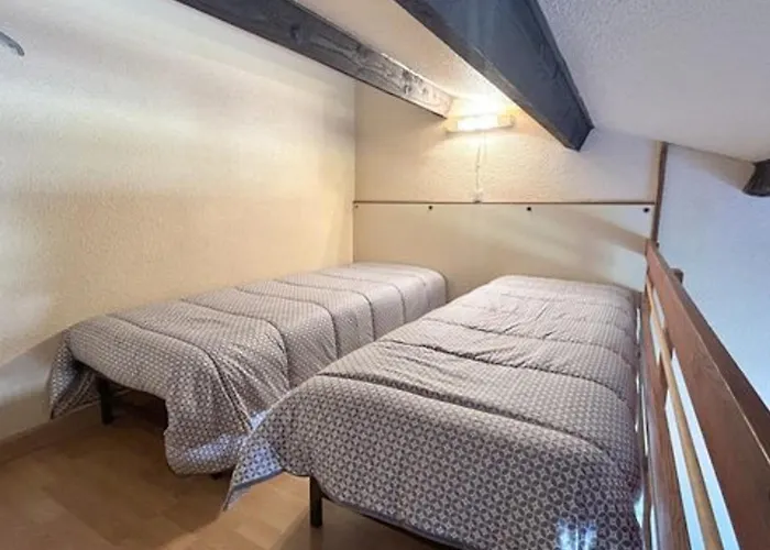 Maison Au Calme Avec Terrasse Et Parking Prive, A 900m De La - - Fr-1-529-65 *